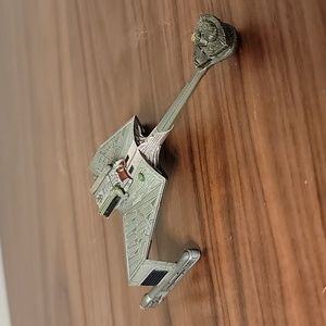 Hallmark Keepsake Ornament Star Trek Klingon Battle Cruiser 2009 Magic Ft. Light